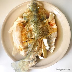 清蒸鲈鱼的火候该怎么掌握,清蒸鲈鱼用多大火候