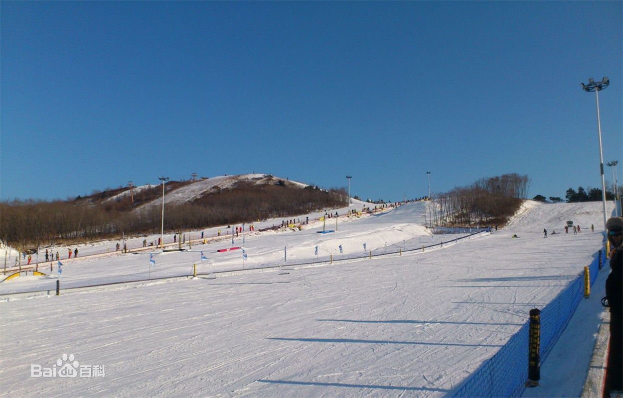 沈阳怪坡滑雪场,沈阳怪坡滑雪场2023年营业时间
