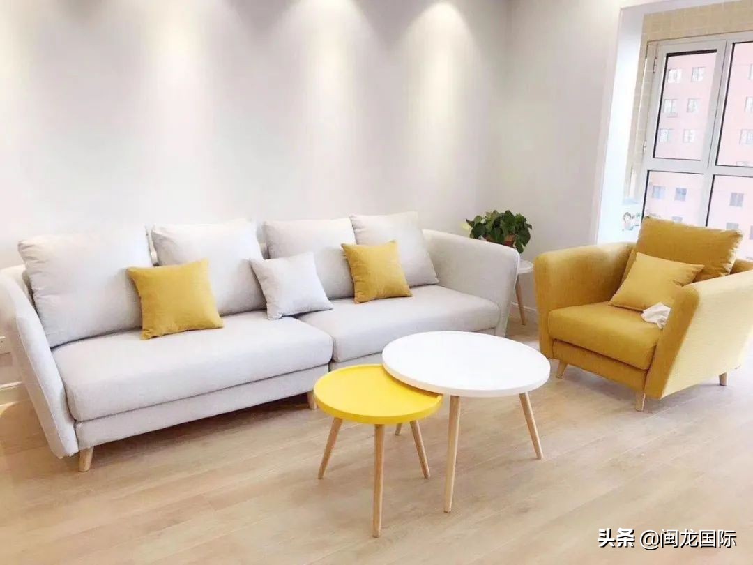 沙发如何让客厅更高级,沙发怎样选款式客厅不是特别大