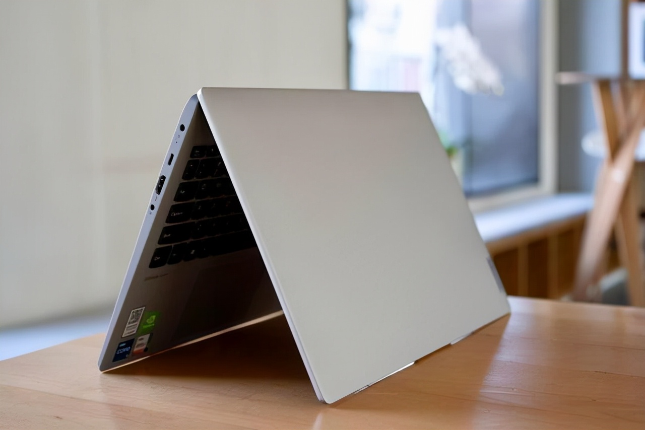 联想小新15测评哪个版本好一点,联想小新15酷睿最新评测