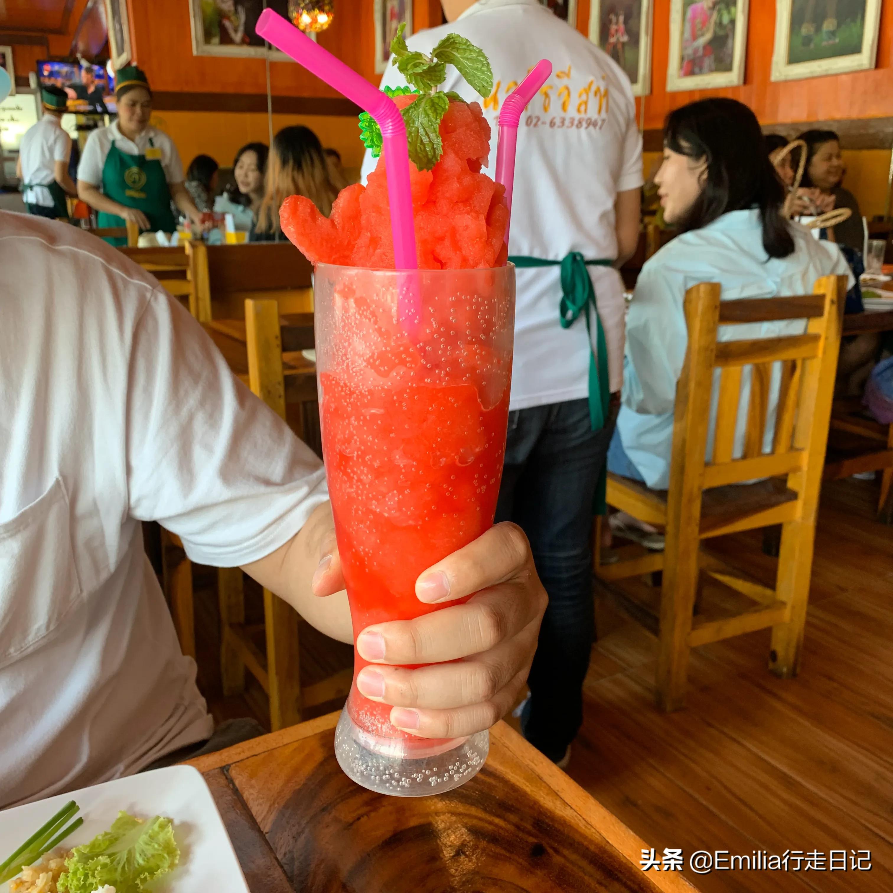 去泰国旅游自由行必备物品清单,泰国旅游必备物品清单