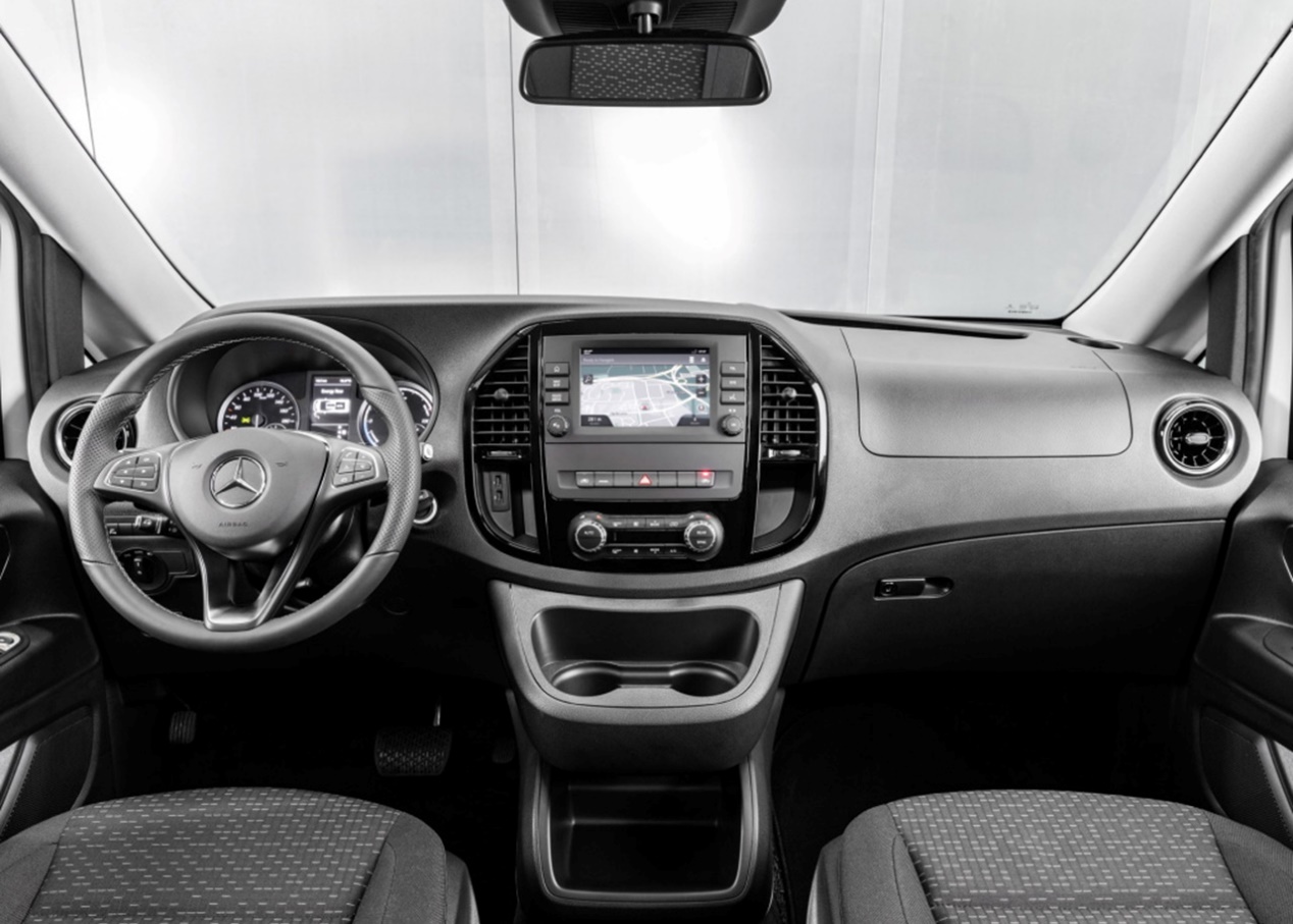 奔驰威霆2024款新能源车续航多少,奔驰威霆纯电新款2023款落地价