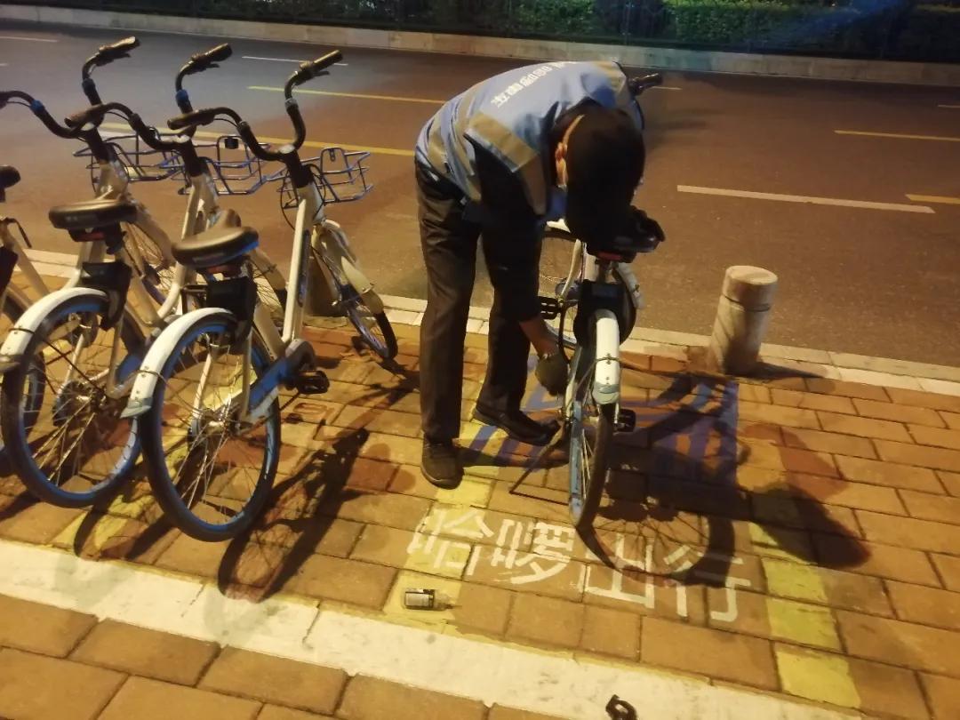 共享单车迎来降价！疫情之下，能放心骑吗？