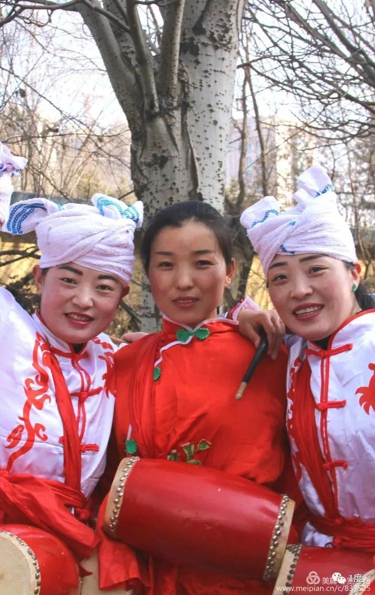 安塞腰鼓舞蹈视频欣赏,安塞腰鼓舞台表演图片