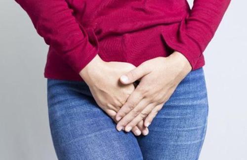 20岁女性一天要去厕所小便20多次，这是为什么？只因为一个坏习惯