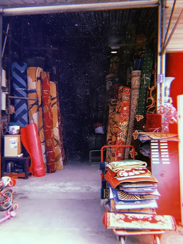 亮佳鸿华二手市场,亮佳鸿华二手市场周边美食