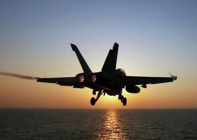 fa-18超级大黄蜂音爆,f18超级大黄蜂战斗机中文版