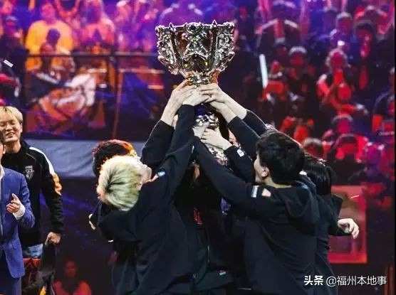 英雄联盟17岁全球总冠军,17岁英雄联盟世界冠军