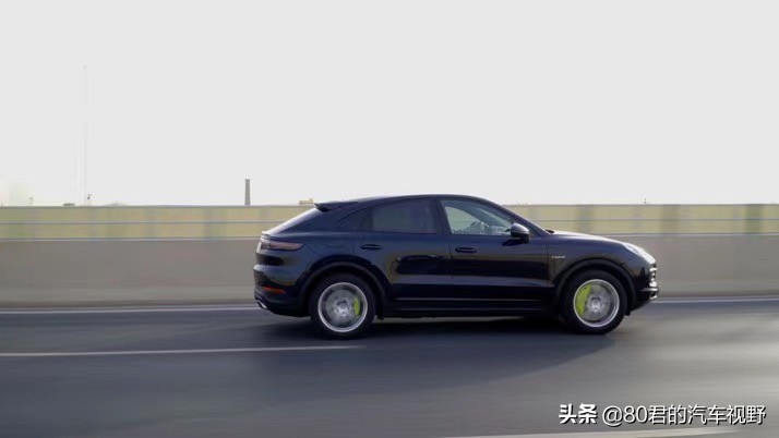 花百万买的哪款车,最值得购买豪华suv之保时捷卡宴