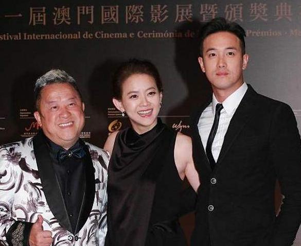 曾志伟花心？第二任妻子朱锡珍离世，两人曾长时间分居