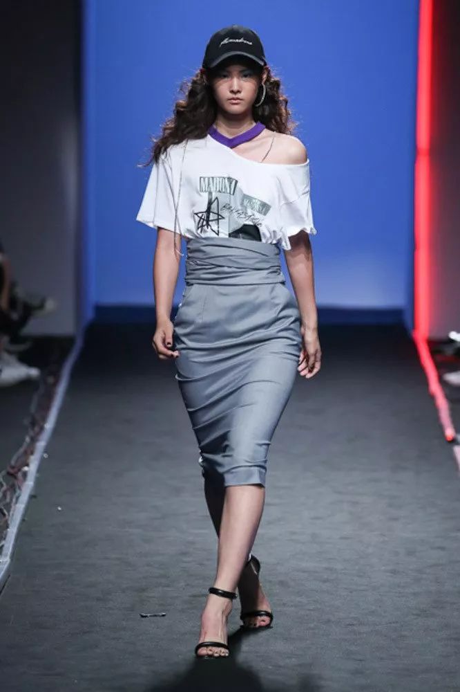 廓形服装款式设计稿,服装版型s型