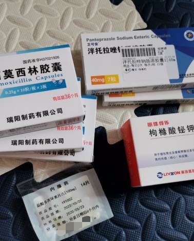 怎么辨别口臭是口腔还是肠胃,怎么判断口臭来自肠胃还是口腔