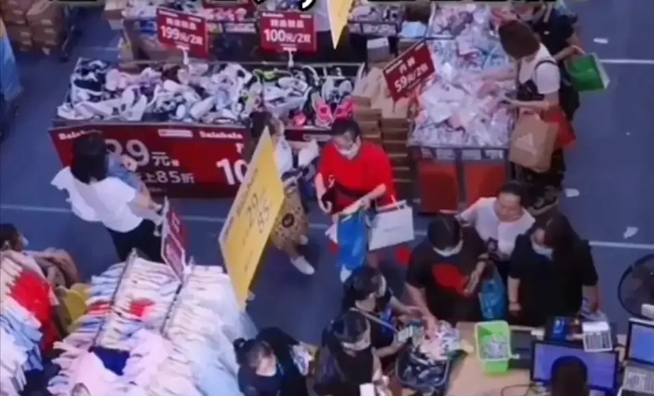 摆地摊比较赚钱的冷门生意视频,副业赚钱的路子有哪些摆地摊