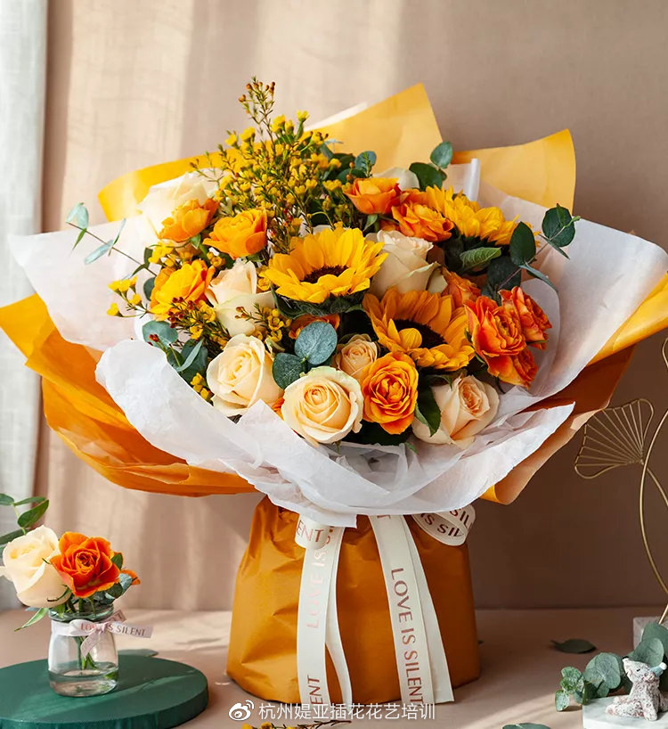 淡季花店如何赚钱,花店运营8大必看指南