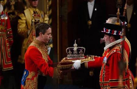 皇室奢侈品皇冠,世界最奢侈的皇冠