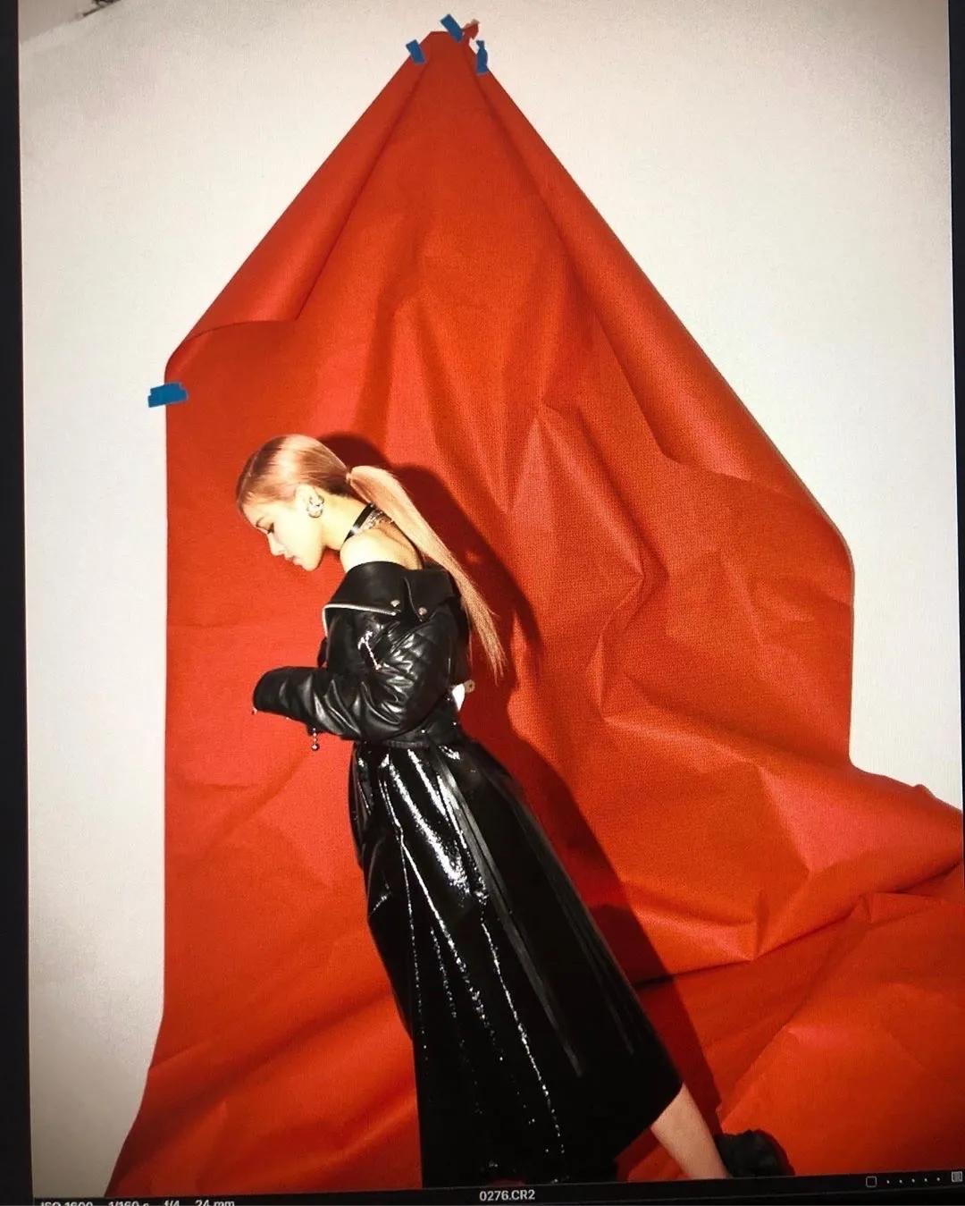 blackpink的朴彩英rosie,blackpink朴彩英澳洲玫瑰歌名