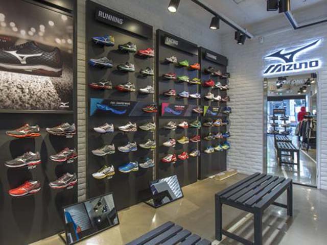 低调且不失逼格的跑鞋,低调的跑步鞋