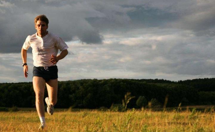 跑步怎么避免膝盖和脚踝损伤,跑步膝盖痛怎么办正确姿势缓解