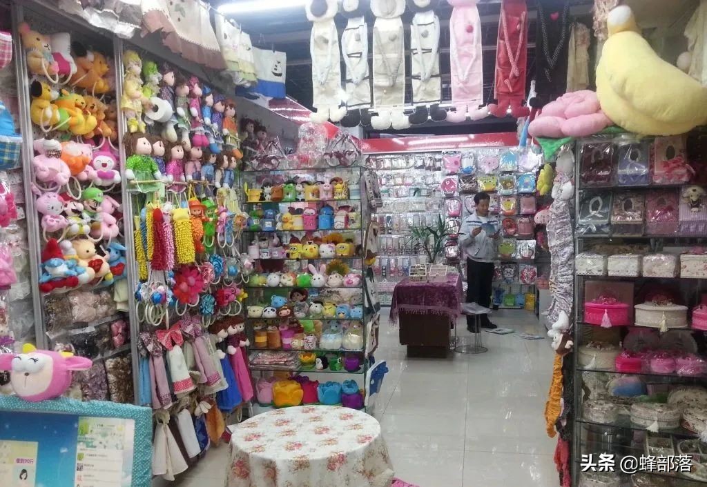 农村的空房子做什么行业可以赚钱,明年在农村做养殖行业哪种更赚钱