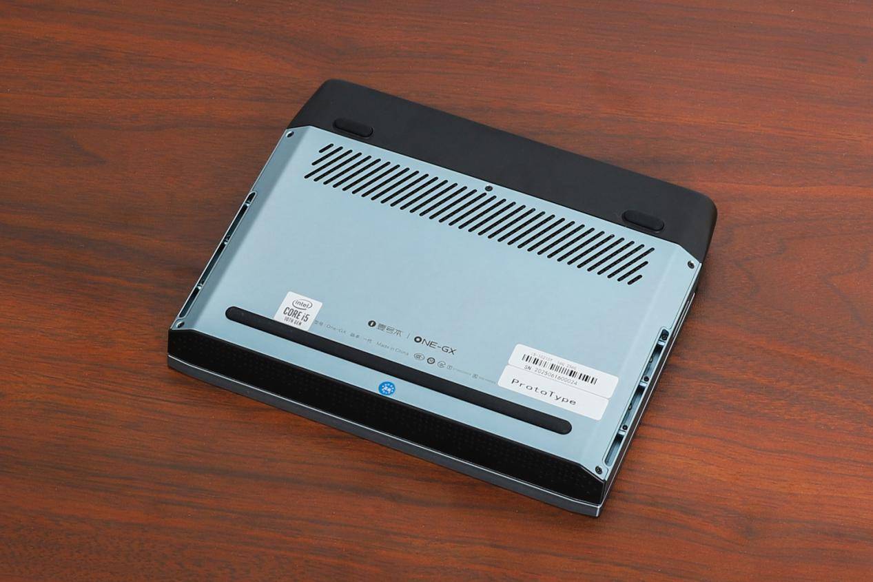 壹号本“7英寸迷你游戏本”评测：十代处理器，WiFi6网卡