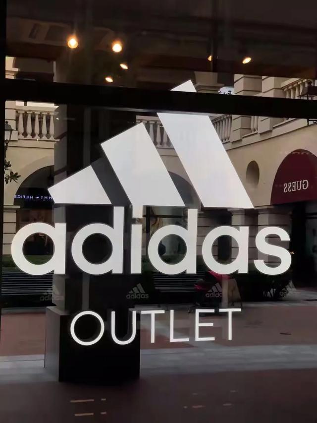 奥莱折扣店阿迪和耐克是正品吗,奥莱里面的阿迪耐克是正品吗