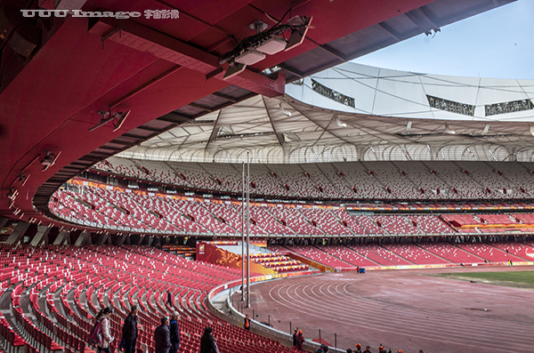 鸟巢国家体育场露天下雨怎么办,鸟巢国家体育场直播