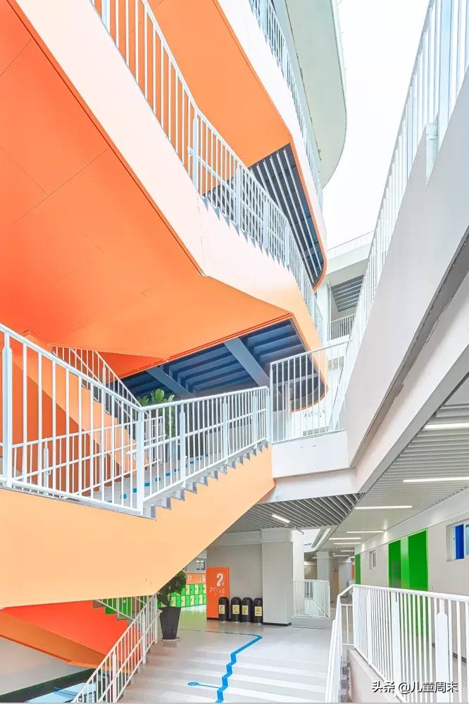 探校|小班+双语教学，万科重磅打造的双语学校是什么样的？