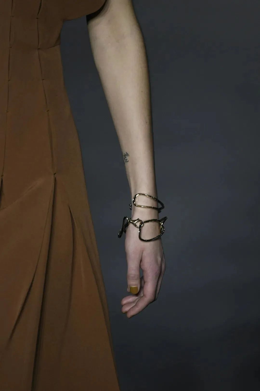 47岁董卿最惊艳的穿衣,董卿日常穿搭