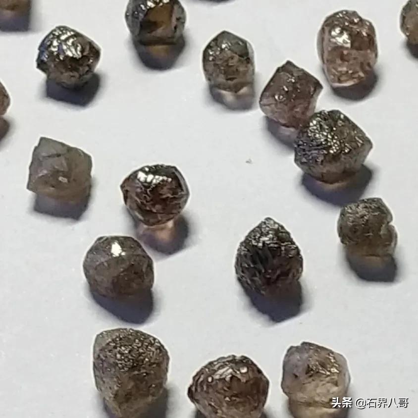 如何识别钻石原石,怎么样识别钻石