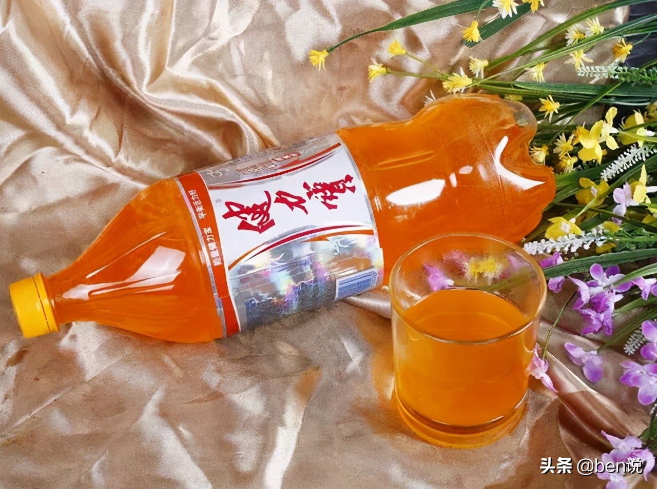 用一分钱买一份纯真，一幅画，一首歌，一个梦，回忆的路多漫长