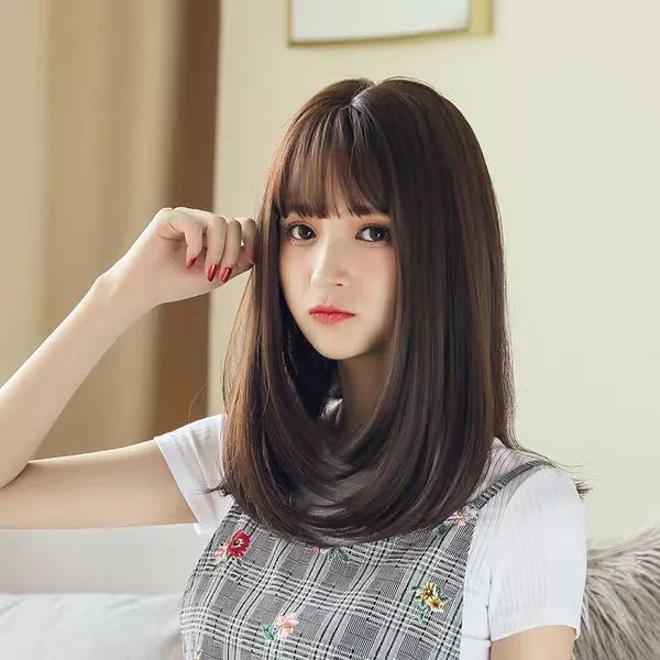 大脸显脸小发型女2020流行发型,脸小短发发型女2021流行发型减龄