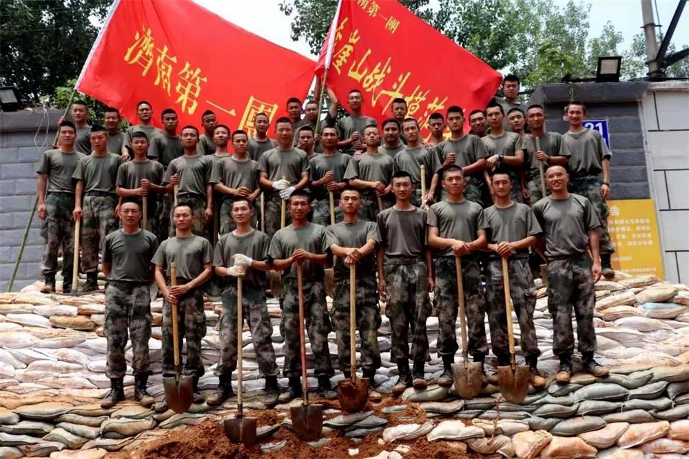 第71集团军“济南第一团”这个连队，为啥这么牛？