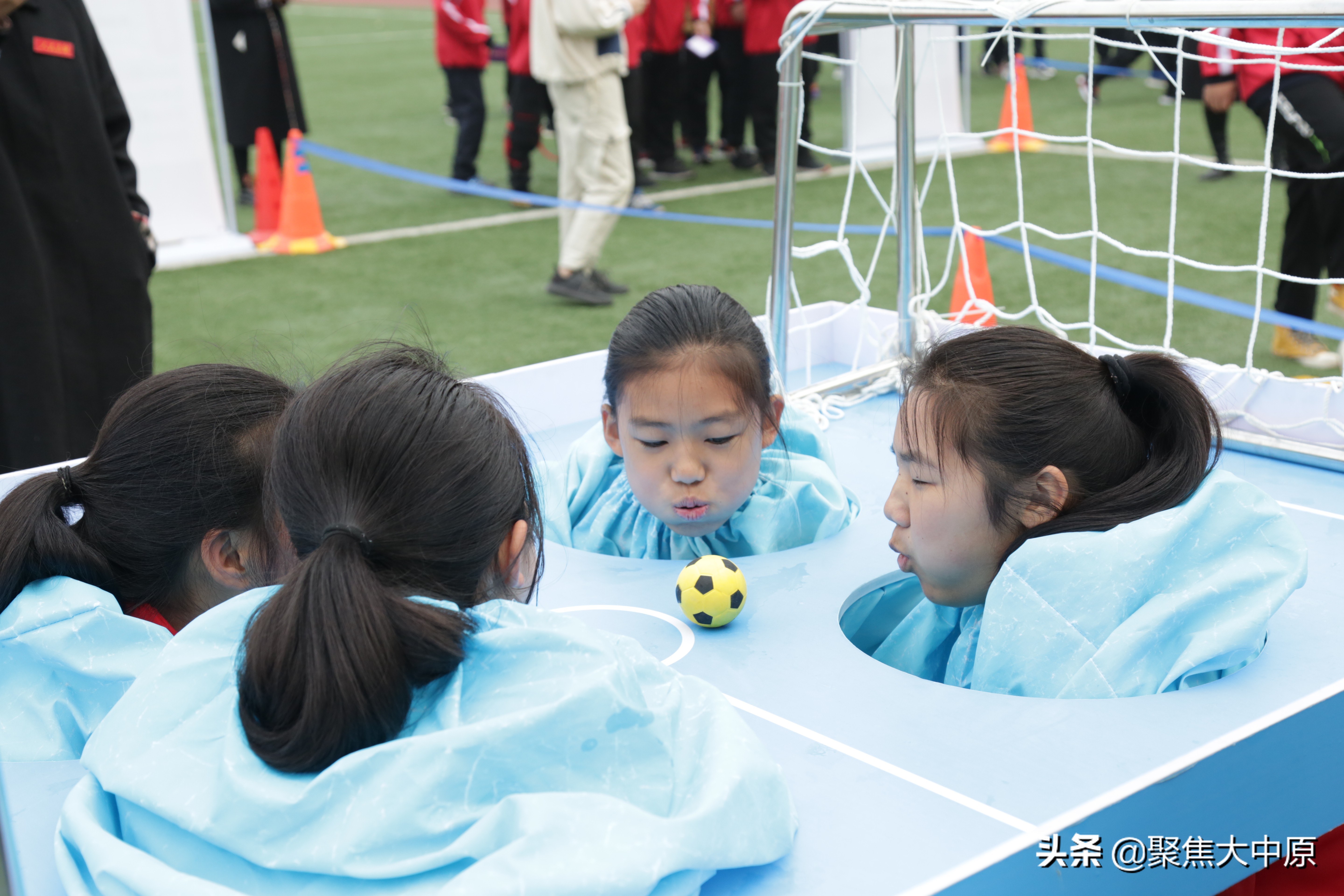 阳光体育快乐足球标志,阳光体育快乐足球班级队徽