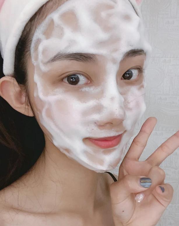 为什么氨基酸洗面奶有味道,为什么氨基酸洗面奶加水杨酸