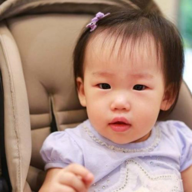 秦昊发飙怒斥*拍偷**者，4岁女儿正脸被曝光，颜值随奶奶眼睛小