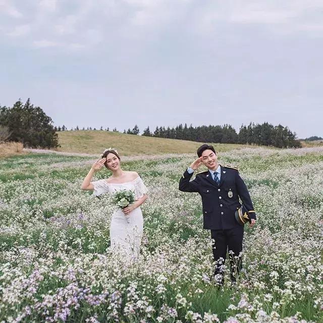 婚纱照就该这样拍才有大片的感觉,婚纱照小众风格这样拍也好看