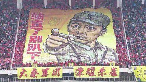 足球场上让人惊叹的操作,讲解足球运动的视频