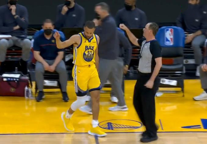 勇士五连败格林,格林五大囧