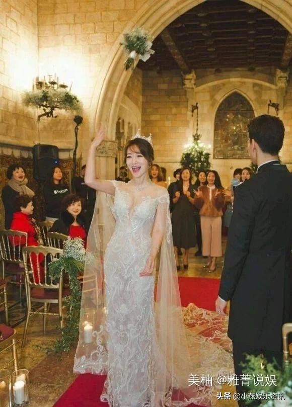 杨幂杨颖两种身材穿旗袍,杨颖杨幂比拼身材视频