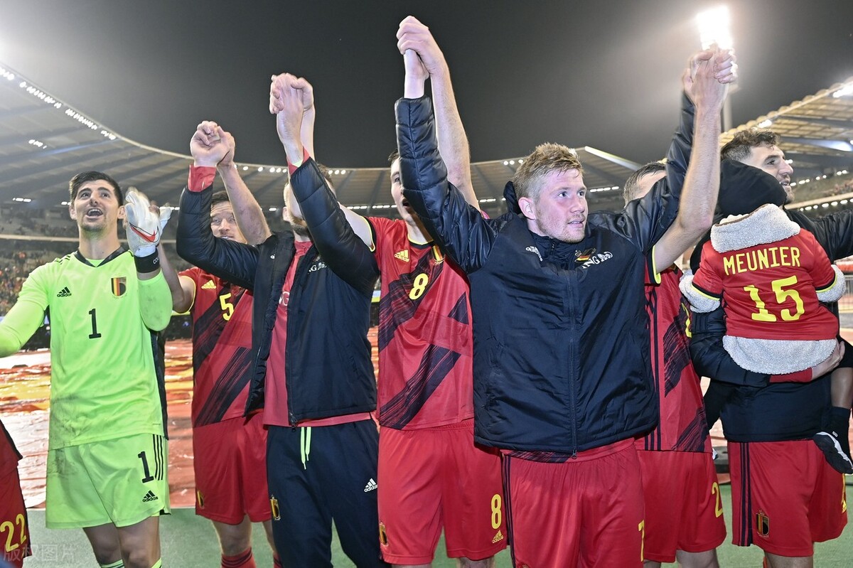 稳定3-1，射21次+控球76%！比利时队豪取7场不败，世界杯提前出线