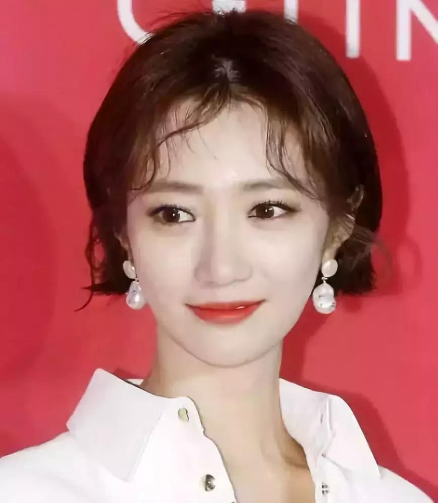 泰迪刘海怎么剪好看,今年超火的泰迪刘海你值得拥有