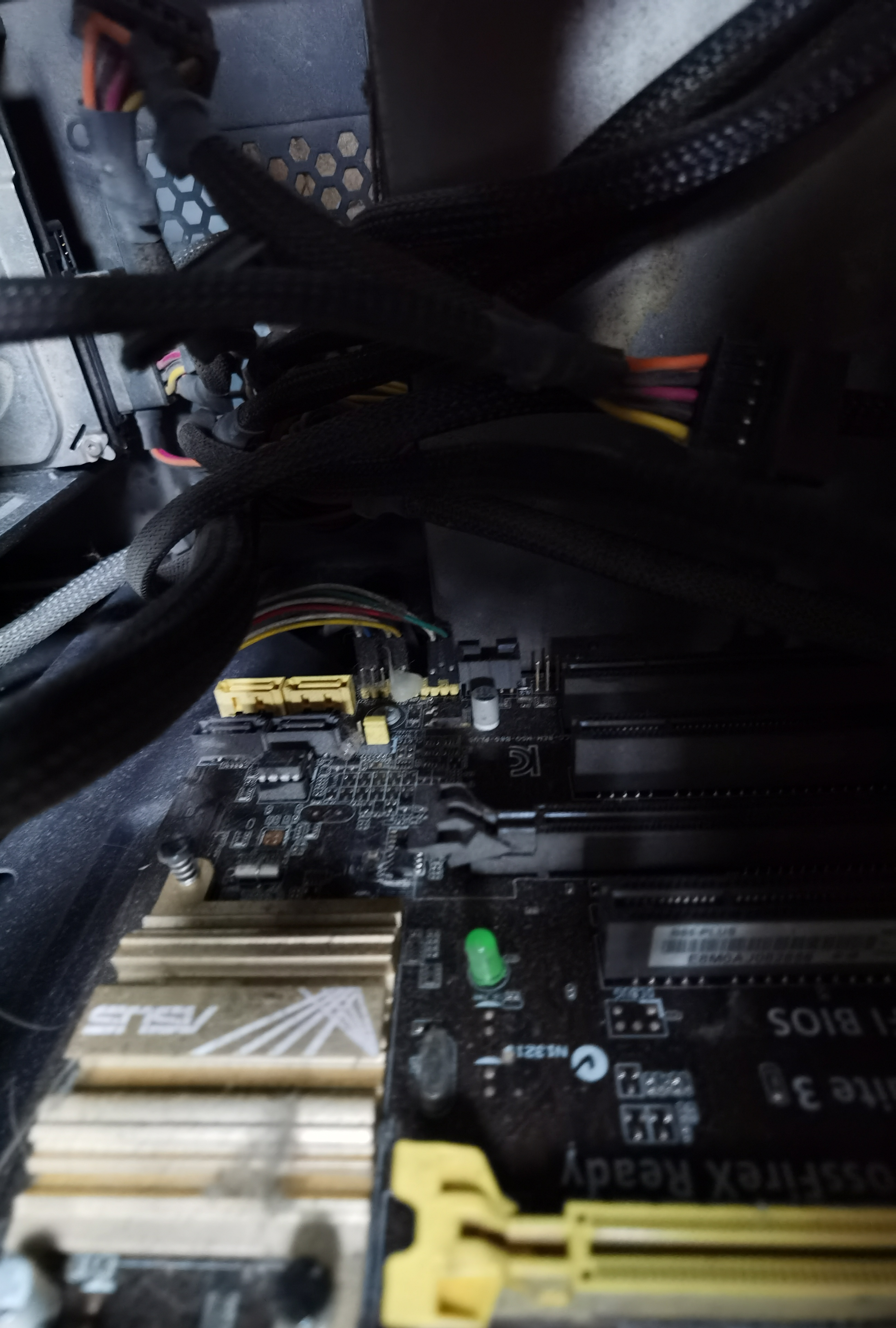 品牌老机箱能装新主板吗,电脑小白怎么重装系统win7