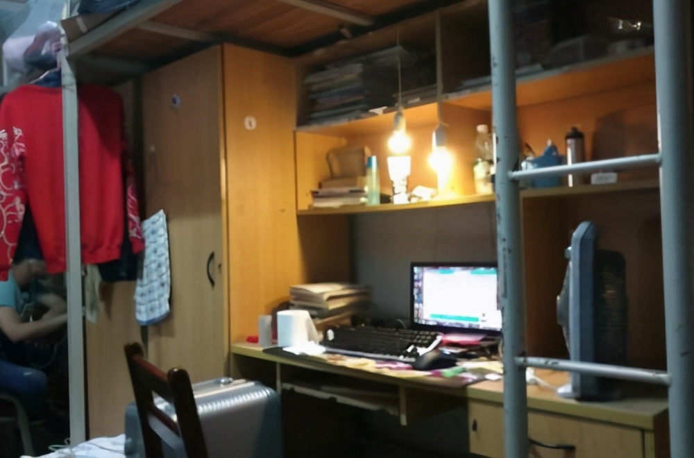 广东科贸职业学院住宿费,广东科贸职业学院宿舍功率用多大