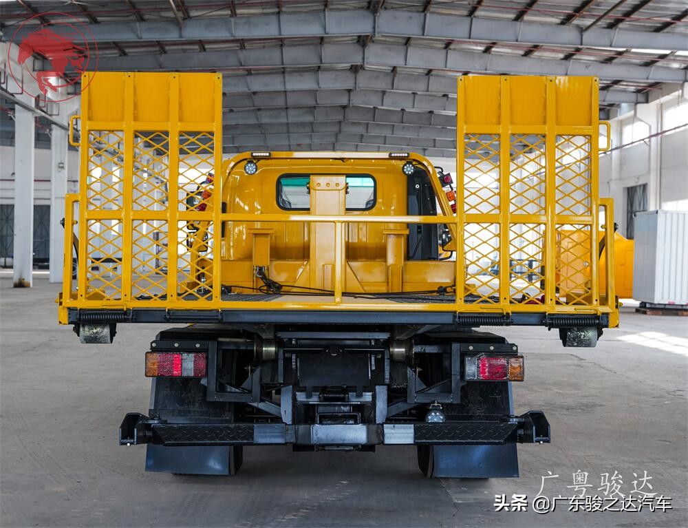 湖北蓝牌清障车厂家多少钱,湖北大型清障车价格多少钱一辆