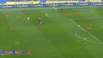 伊涅斯塔寄语佩德里,佩德里分析