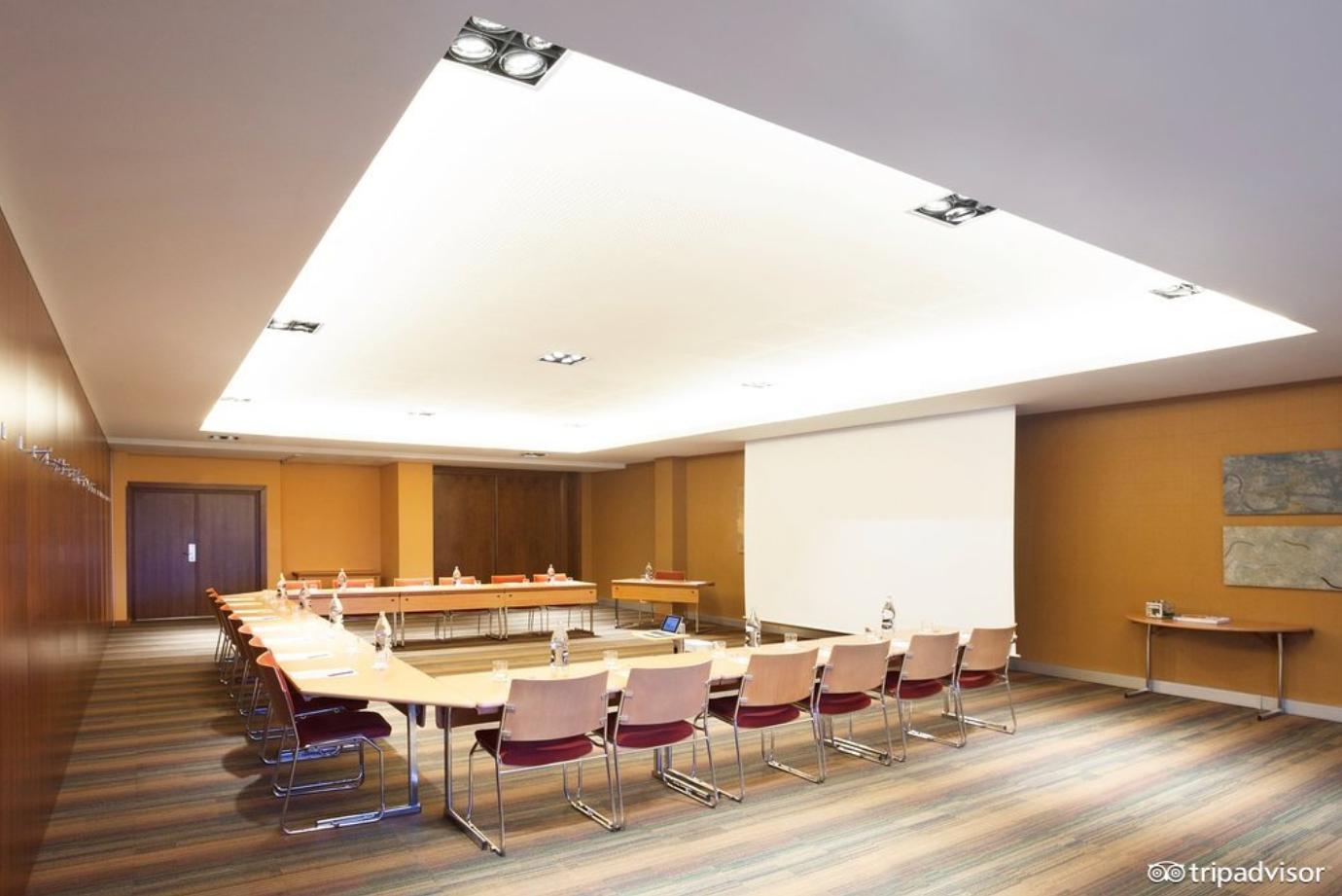 西班牙哪些地方适合旅游,西班牙最适合旅游的地方