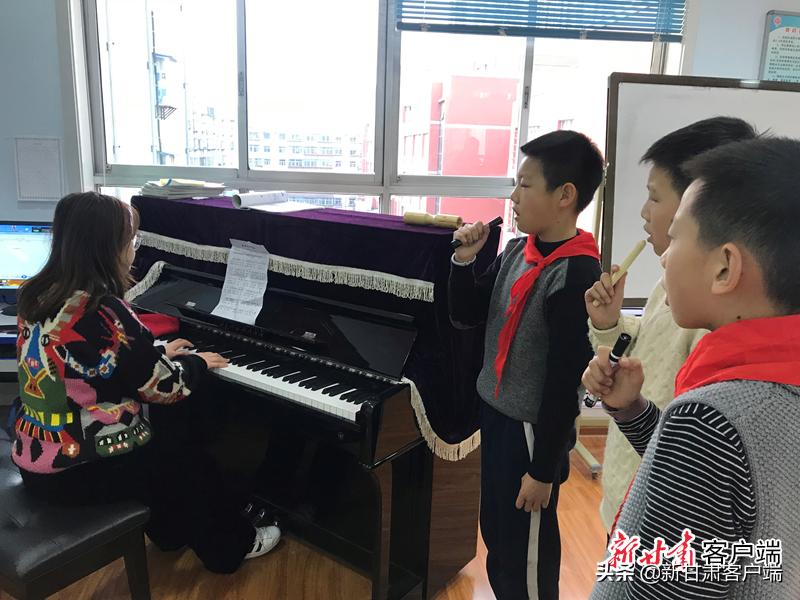 课后延时服务家长更辛苦,课后延时服务增加家长负担