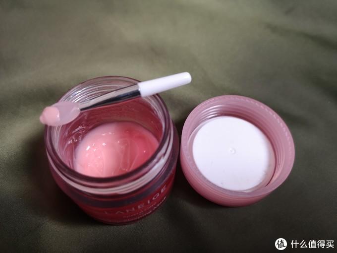 用这些年无限回购的平价护肤单品告诉你：平价化妆品≠不好用