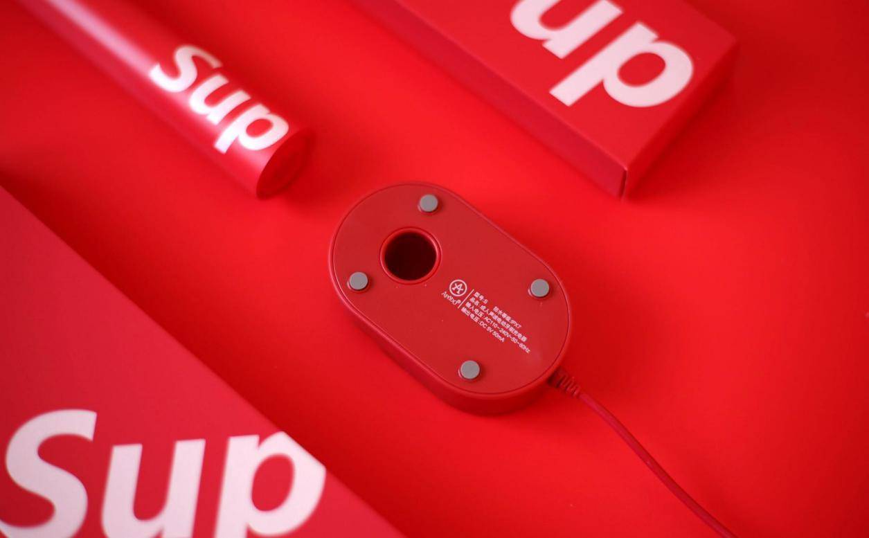 艾优super电动牙刷,艾优sup电动牙刷几个刷头