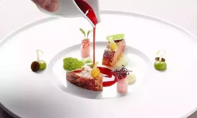 米其林高级西餐菜品摆盘教学,米其林大厨的摆盘技巧好快乐